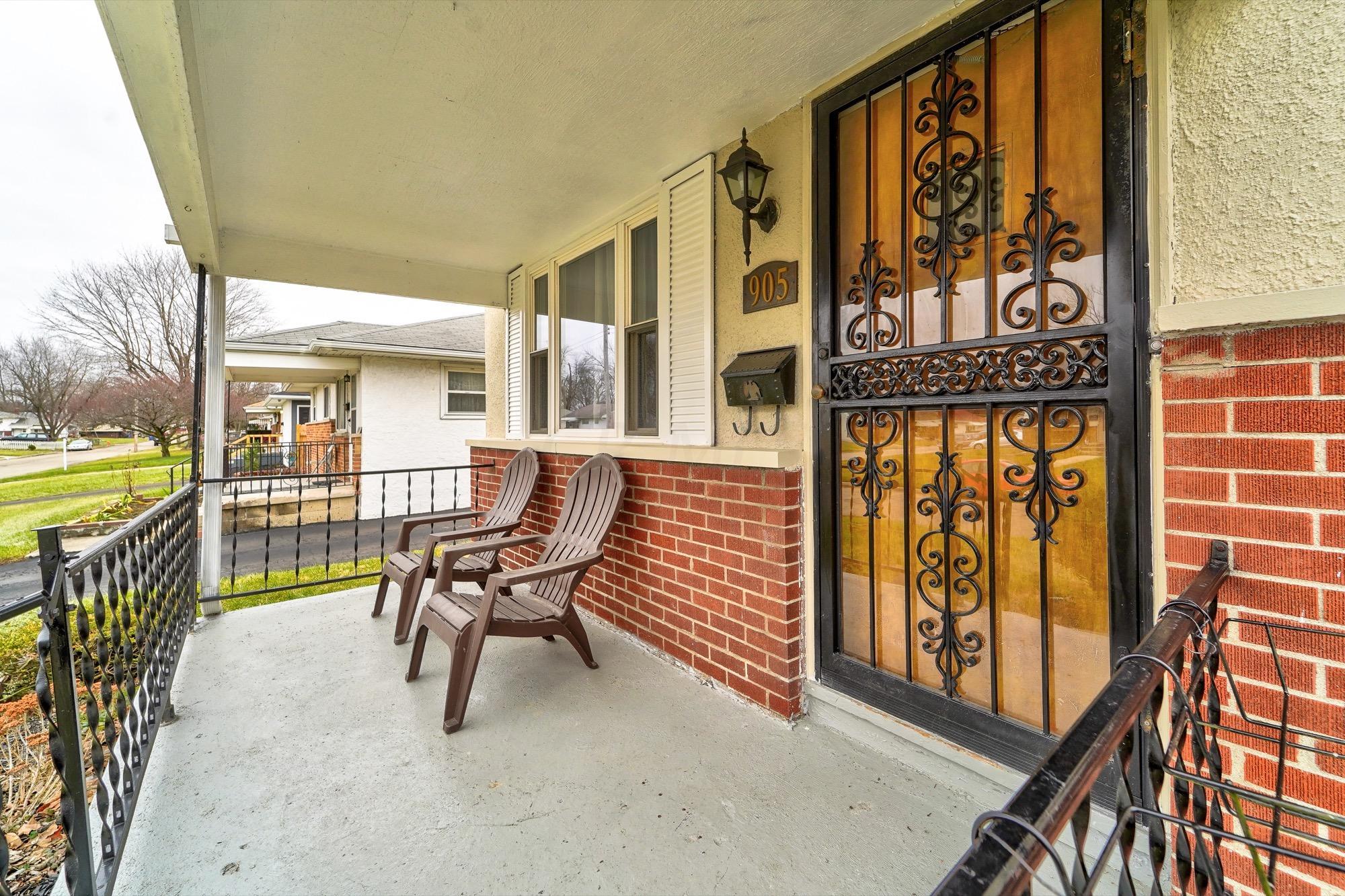 905 Reeb Avenue Columbus, OH 43207 - Photo 3 of 20