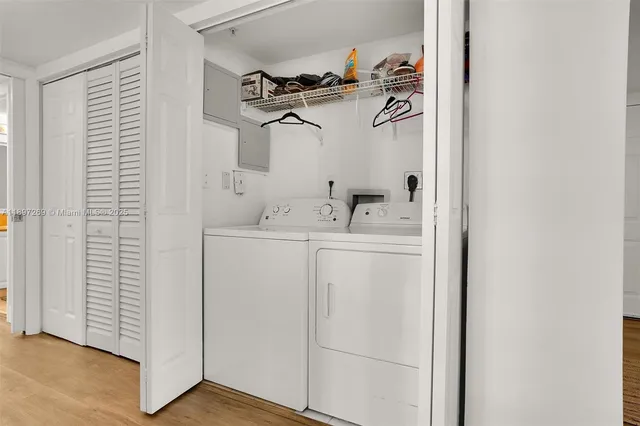 $900,000 | 1155 Brickell Bay Drive, Unit 1702, Miami, FL 33131