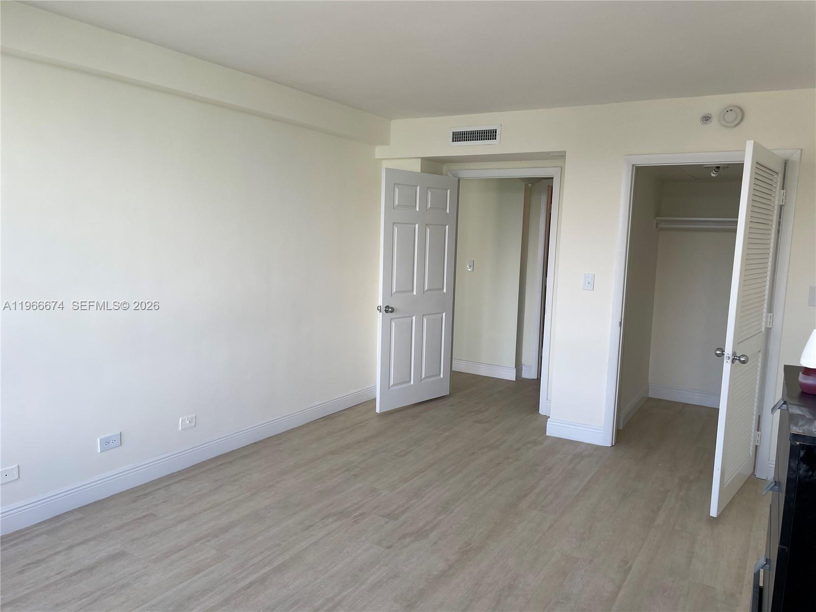 1500 Bay Road, Unit 1458S Miami Beach, FL 33139 - Photo 11 of 20