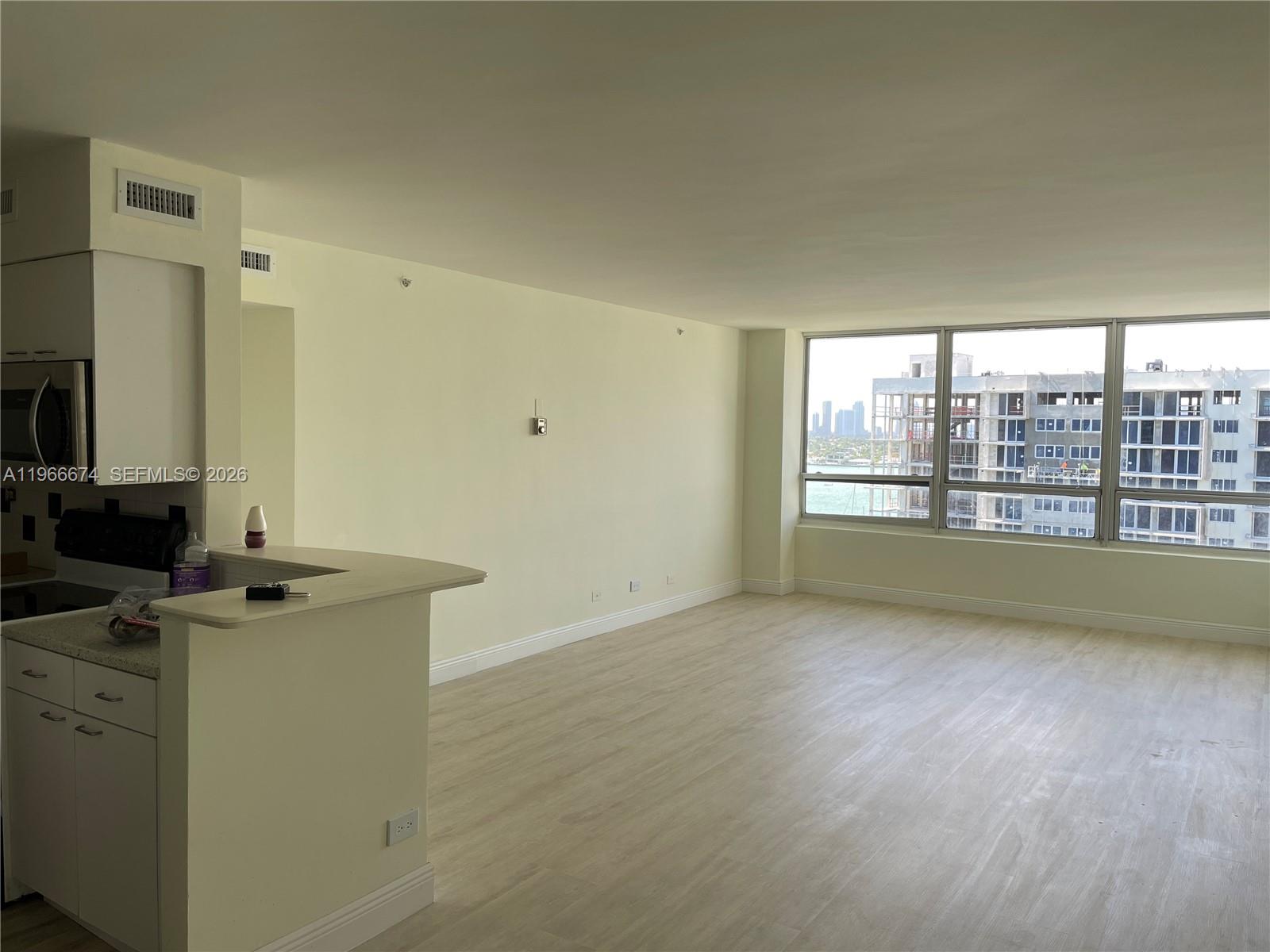 1500 Bay Road, Unit 1458S Miami Beach, FL 33139 - Photo 14 of 20