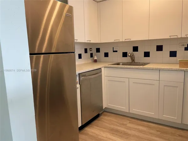 $3,250 | 1500 Bay Road, Unit 1458S, Miami Beach, FL 33139