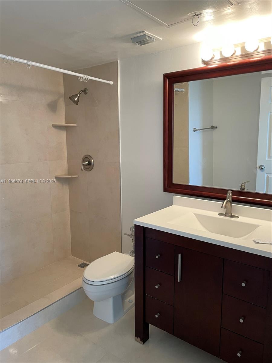 1500 Bay Road, Unit 1458S Miami Beach, FL 33139 - Photo 10 of 20