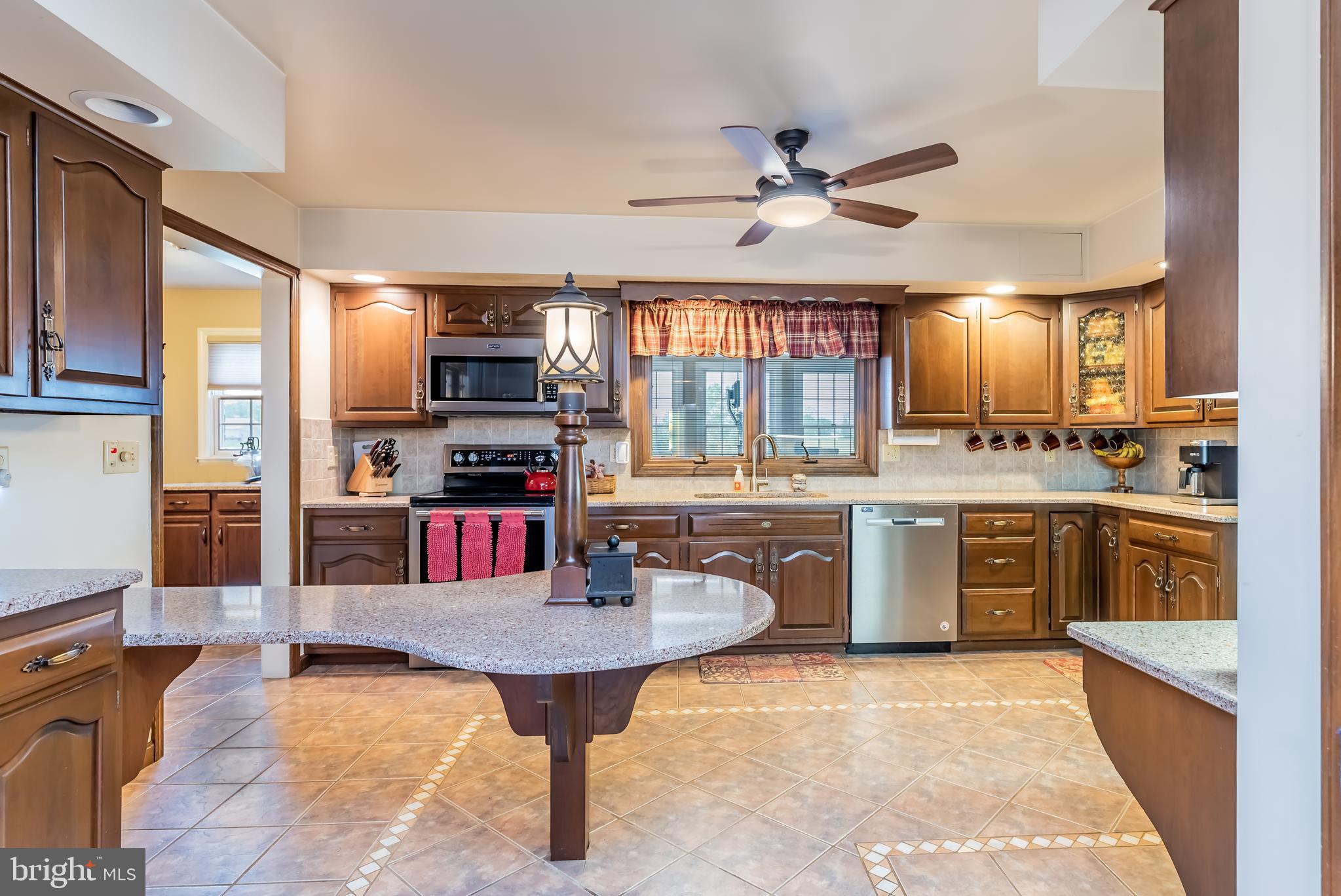 2265 Newville Road Carlisle, PA 17015 - Photo 22 of 76 Like new Maytag stainless appliances