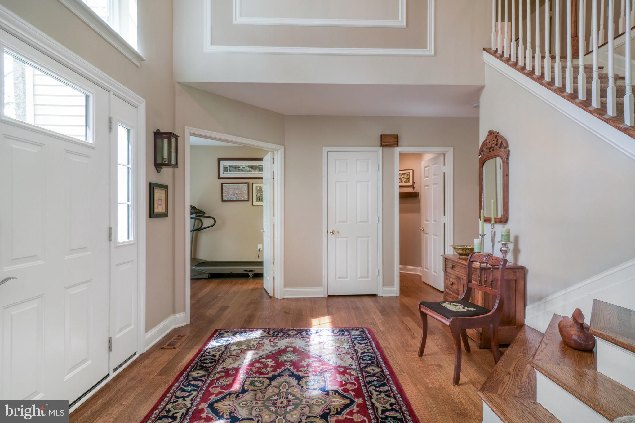 576 Shore Acres Road Arnold, MD 21012 - Photo 7 of 49 Entryway