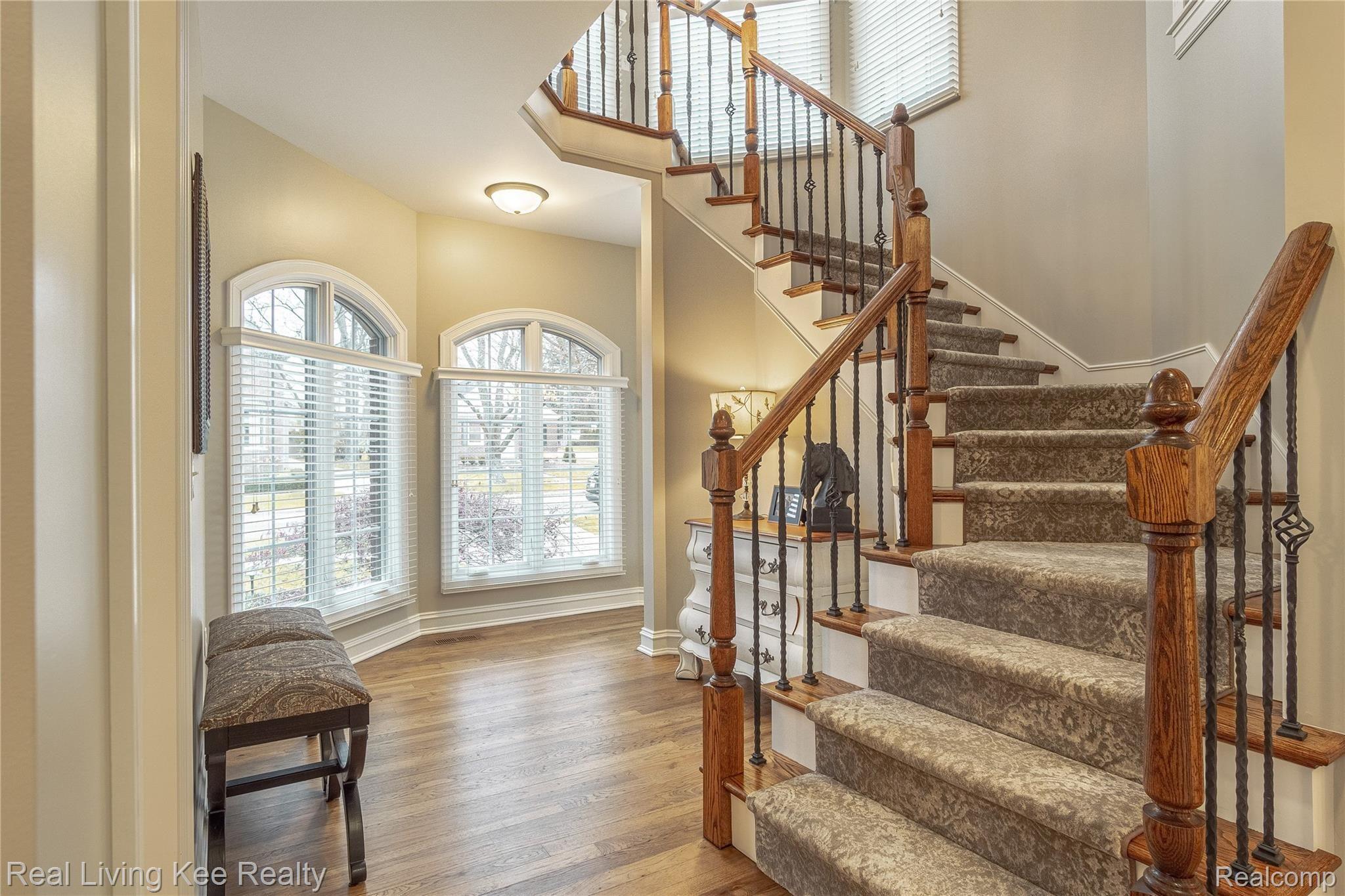 309 Ferndale Avenue Rochester, MI 48307 - Photo 15 of 75 Interiors (2 of 62).jpg