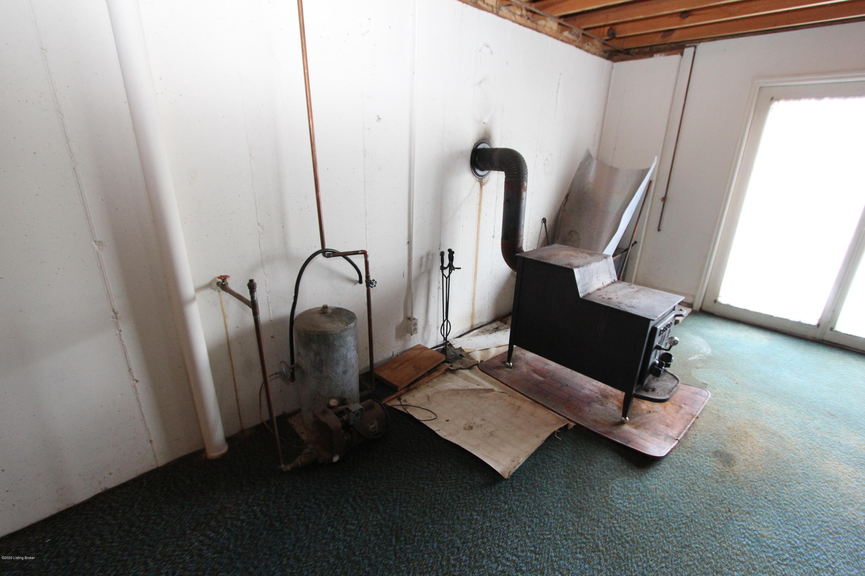 1300 Pumphouse Road Lawrenceburg, KY 40342 - Photo 21 of 23 IMG_1125