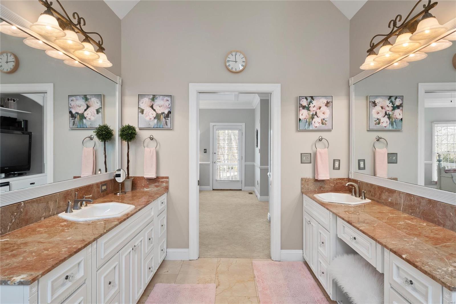 1440 Topping Road Town and Country, MO 63131 - Photo 26 of 56 Gallery Image 26