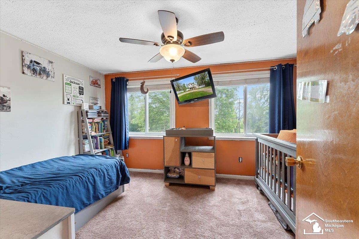 37450 South Huron Road New Boston, MI 48164 - Photo 16 of 27 50176499-5a7bc26c-309b-4cf7-8fda-d493dbd2e516.JPG