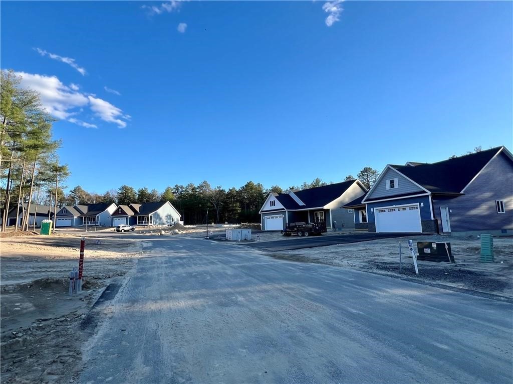 33 Sunset Lk Circle Coventry, RI 02816 - Photo 11 of 11