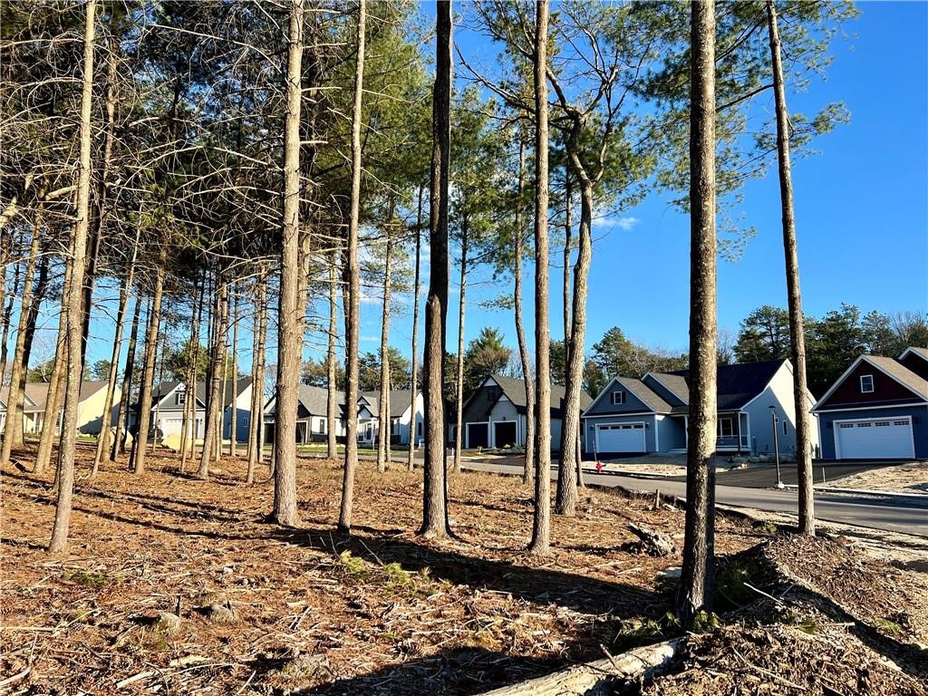 33 Sunset Lk Circle Coventry, RI 02816 - Photo 8 of 11