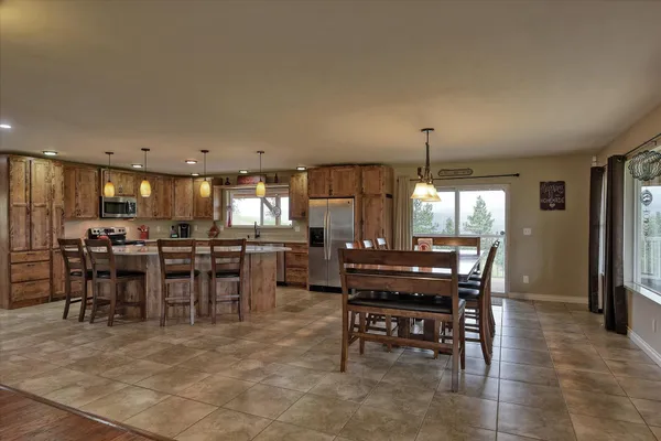 $875,000 | 419 Highway 395, Colville, WA 99114