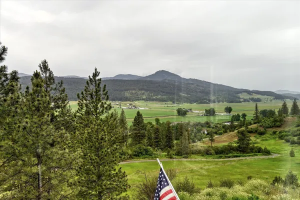 $875,000 | 419 Highway 395, Colville, WA 99114
