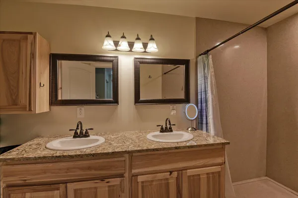 $875,000 | 419 Highway 395, Colville, WA 99114