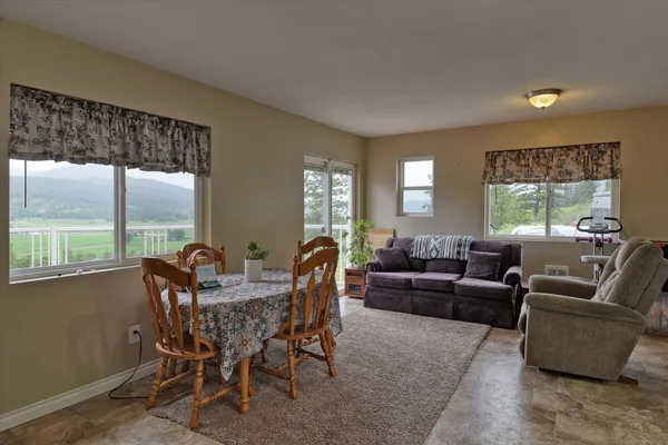 $875,000 | 419 Highway 395, Colville, WA 99114