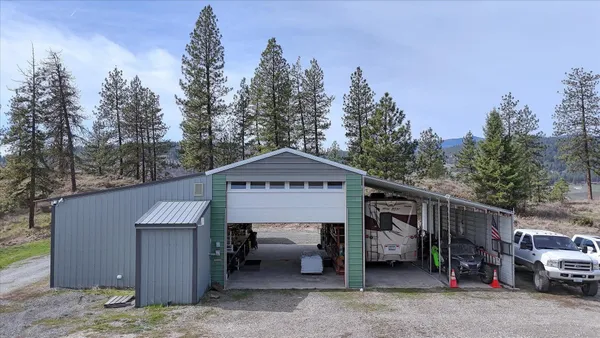 $875,000 | 419 Highway 395, Colville, WA 99114