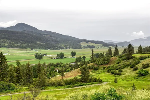 $875,000 | 419 Highway 395, Colville, WA 99114