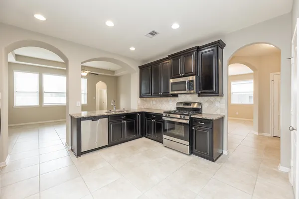 $2,550 | 29163 Marina Point Lane, Fulshear, TX 77441