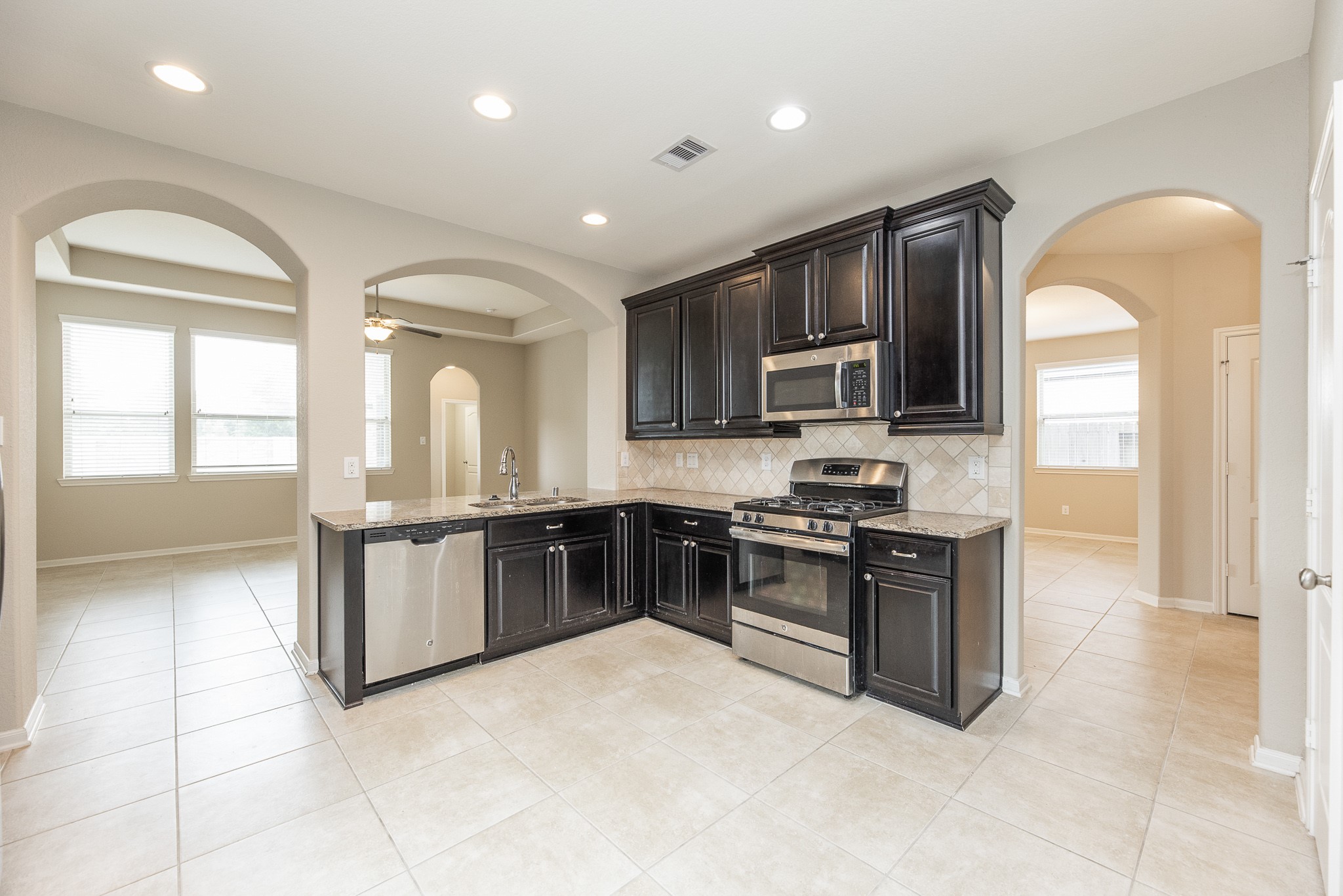 29163 Marina Point Lane Fulshear, TX 77441 - Photo 12 of 29