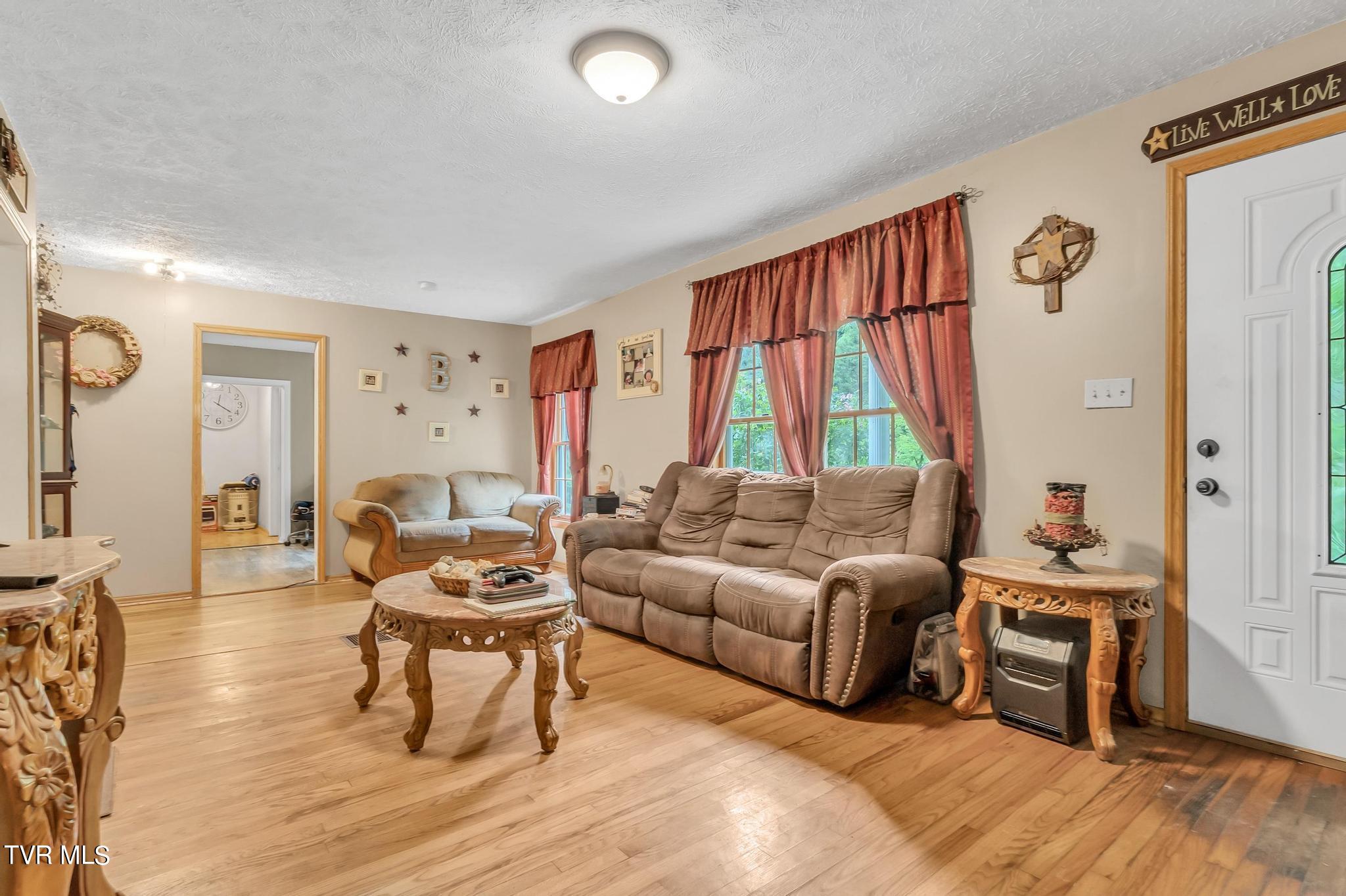 1206 Ivy Lick Branch Road Vansant, VA 24656 - Photo 6 of 62 ARW02272