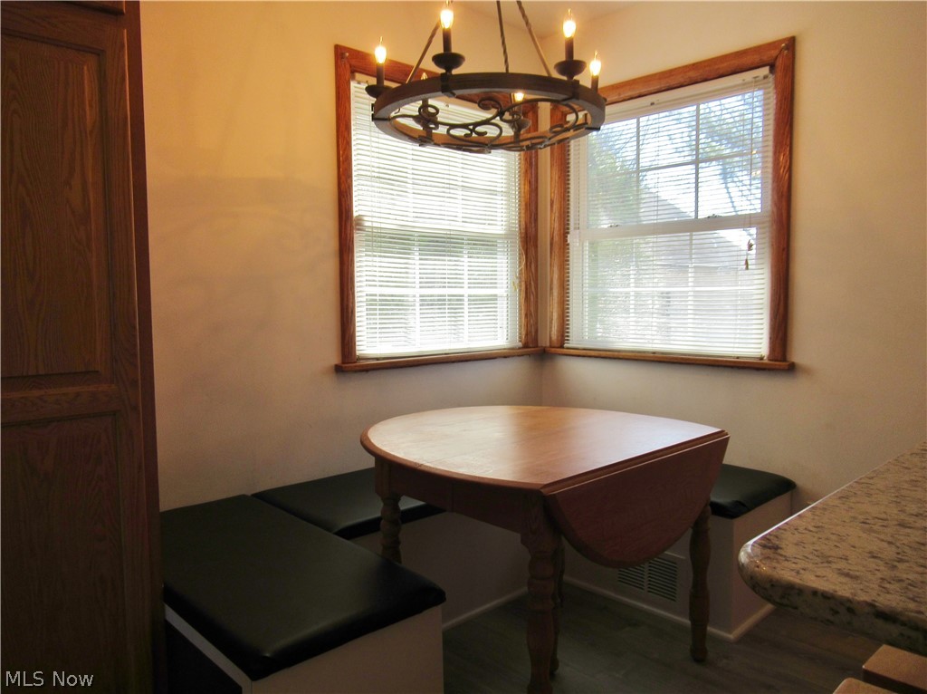 342 Seville Road Wadsworth, OH 44281 - Photo 10 of 35 Gallery Image 10
