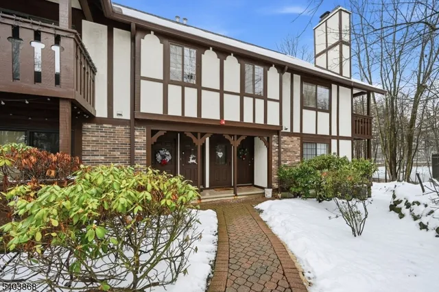 $489,900 | 3811 Melville Court, Mahwah, NJ 07430