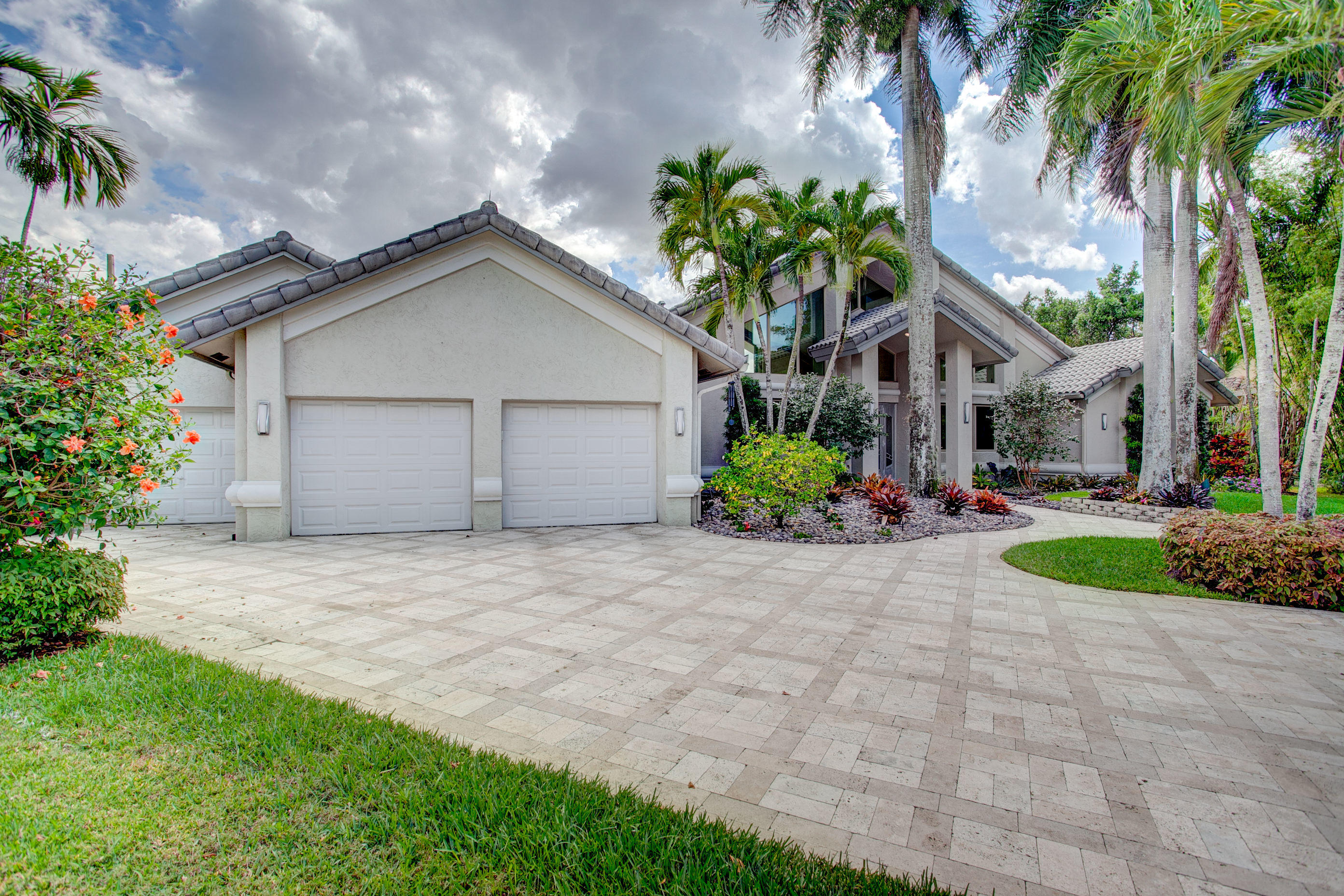3010 Andrews Place Boca Raton, FL 33434 - Photo 3 of 80 26_interiors done (71 of 128)