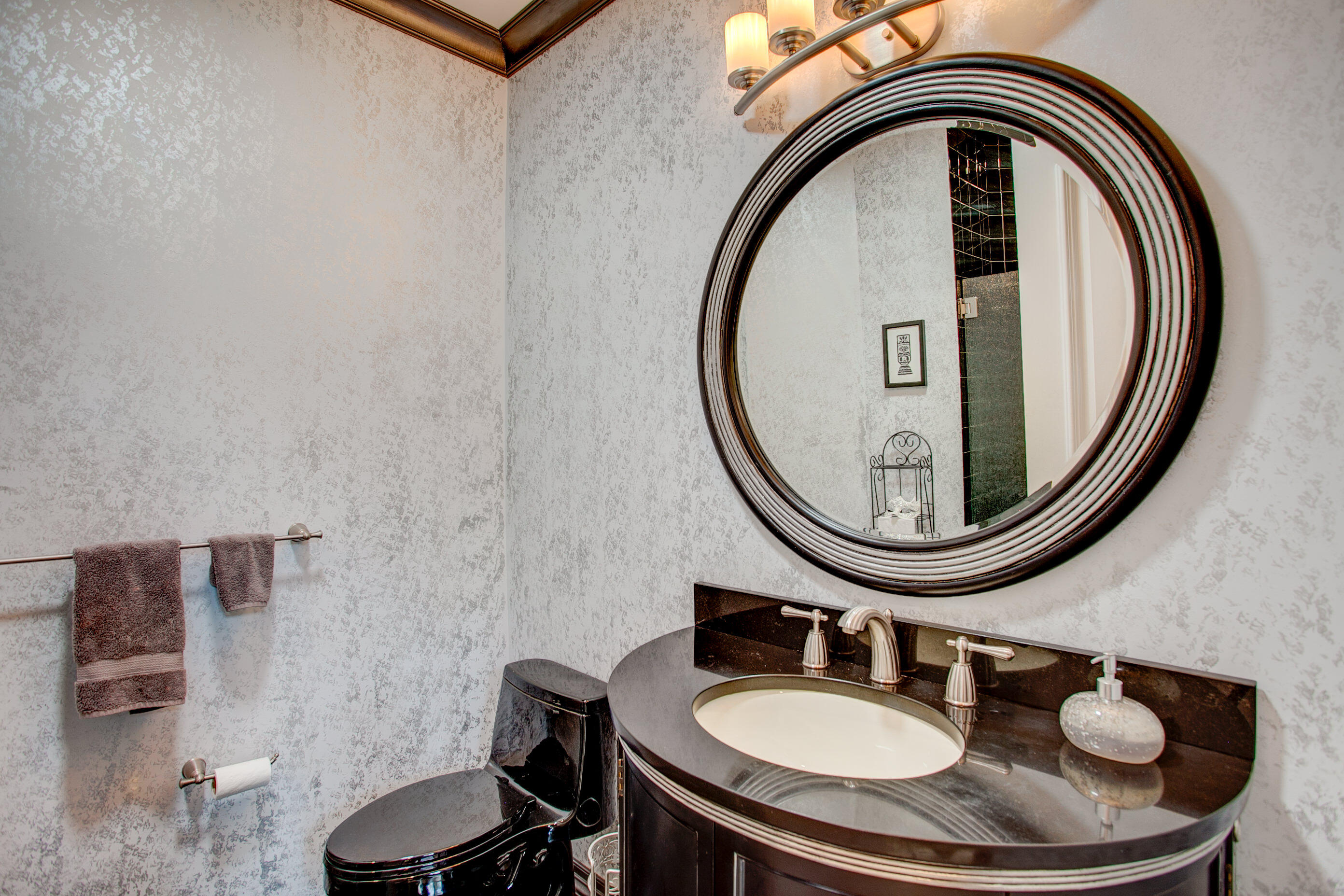 3010 Andrews Place Boca Raton, FL 33434 - Photo 41 of 80 62_interiors done (107 of 128)