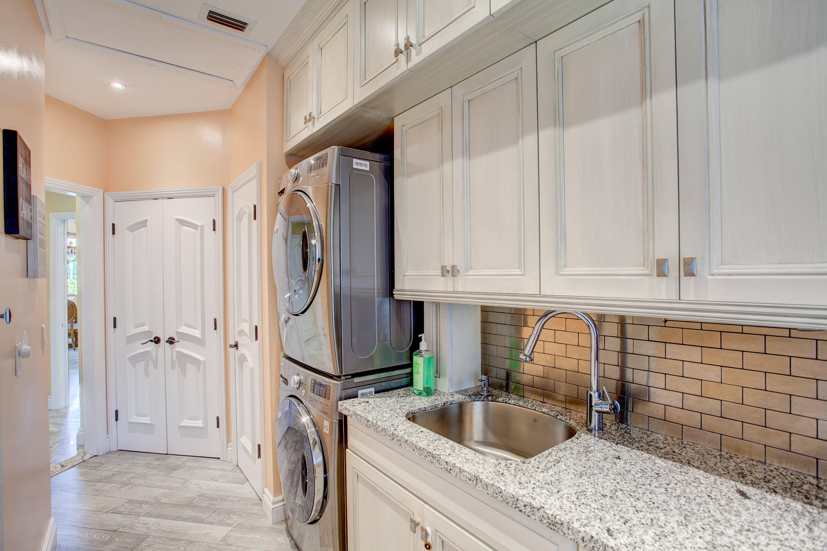 3010 Andrews Place Boca Raton, FL 33434 - Photo 46 of 80 68_interiors done (113 of 128)