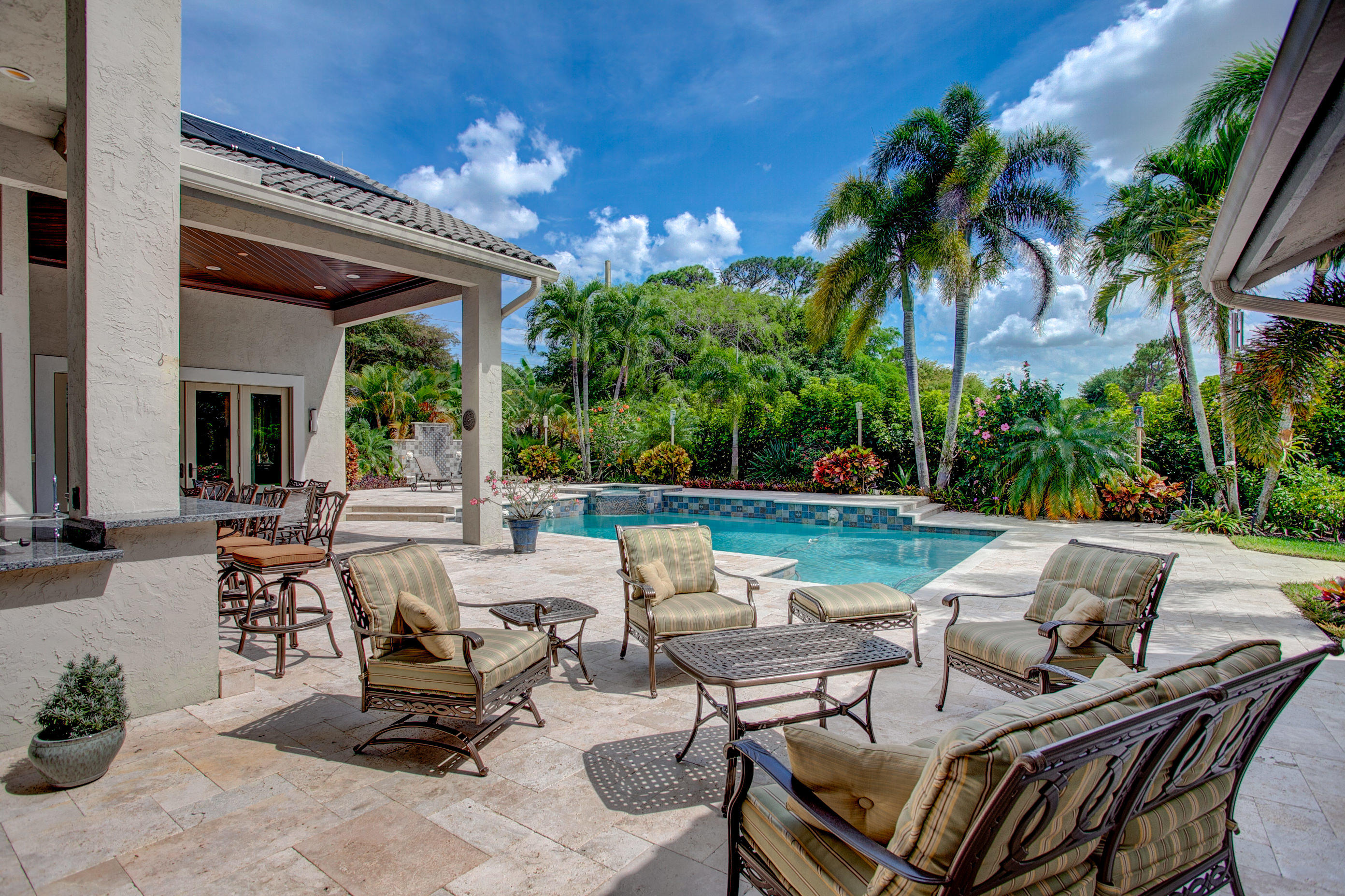 3010 Andrews Place Boca Raton, FL 33434 - Photo 49 of 80 69_interiors done (114 of 128)