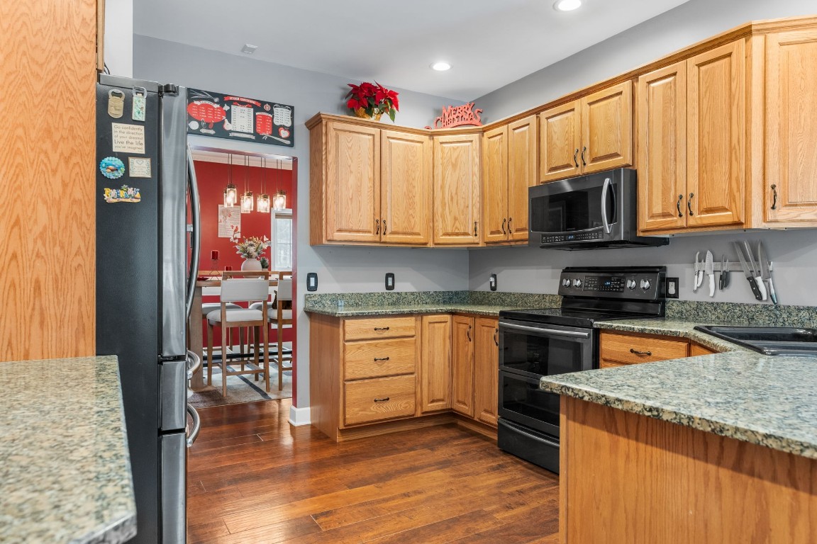 215 Felters Road Binghamton, NY 13903 - Photo 10 of 38