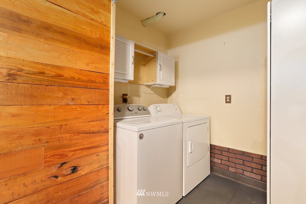 18216 19th Drive Southeast Bothell, WA 98012 - Photo 21 of 37 a utility room with dryer and washer