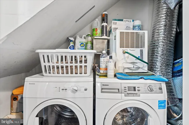 $2,350 | 134 35th Street Northeast, Washington, DC 20019