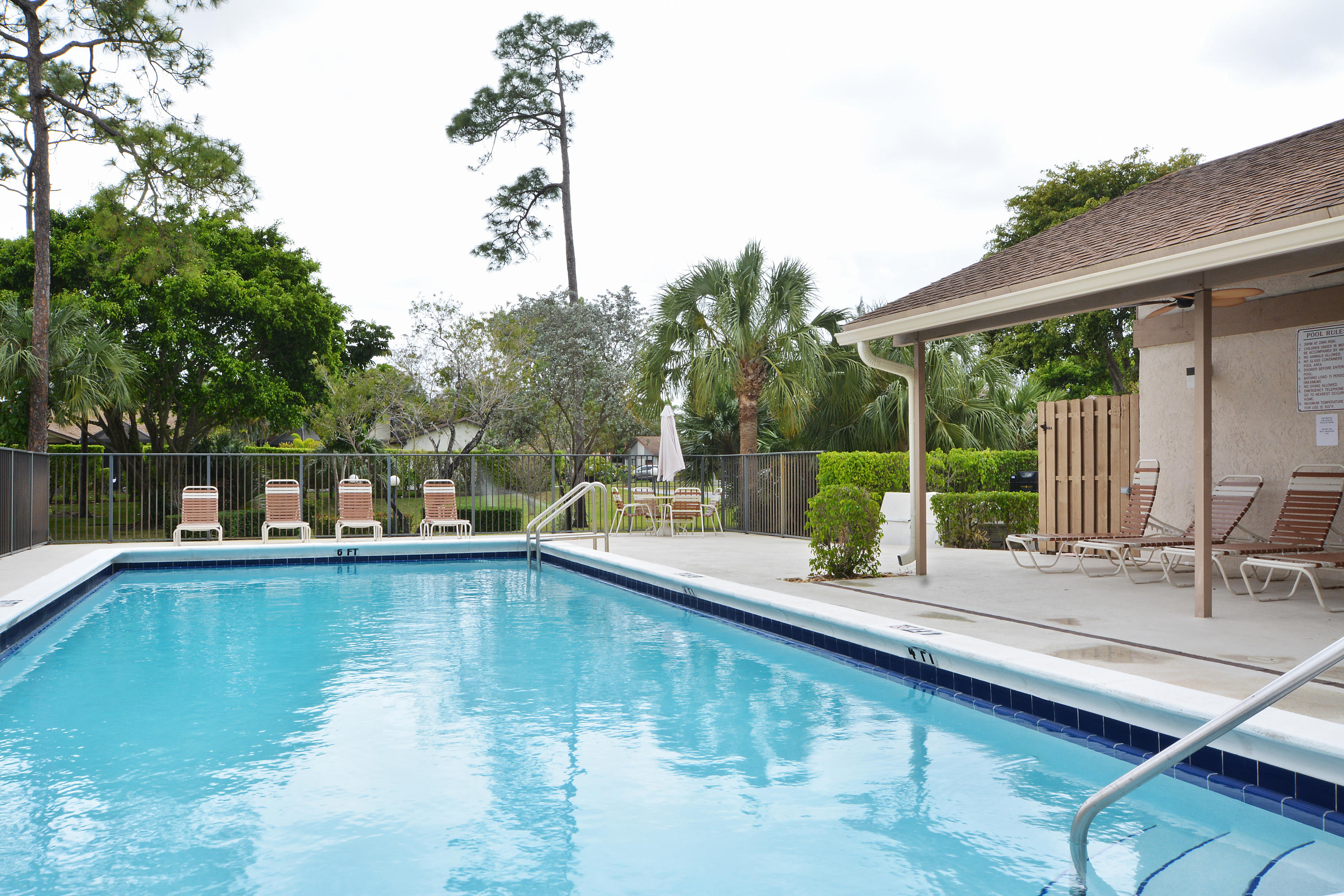8980 Old Pine Way Boca Raton, FL 33433 - Photo 17 of 17 COMMUNITY POOL