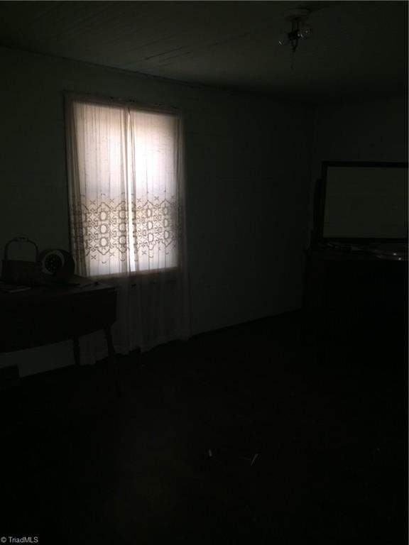 1037 Lillard Road Ruffin, NC 27326 - Photo 5 of 25