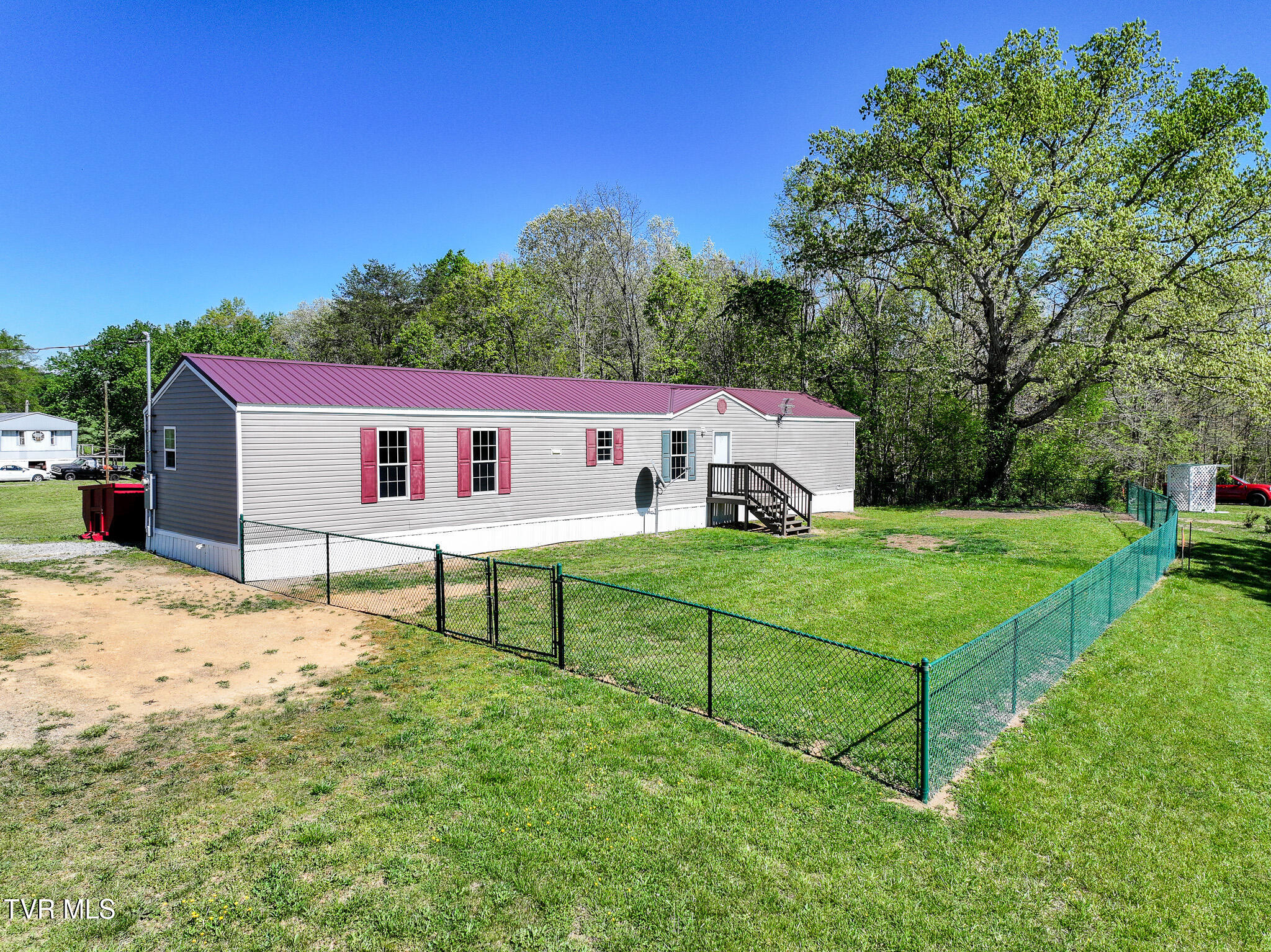 1540 Luther Memorial Road Parrottsville, TN 37843 - Photo 38 of 57 33