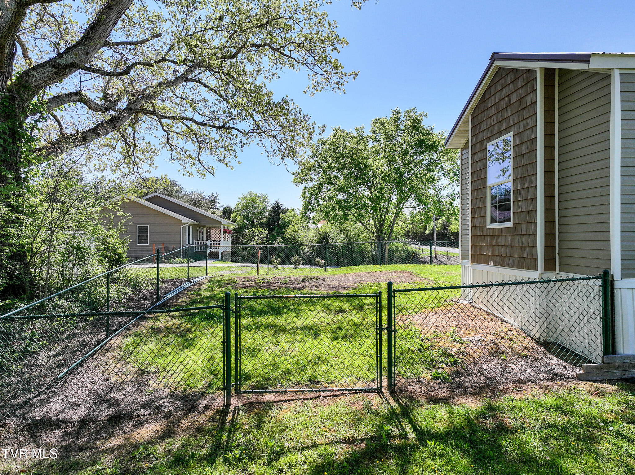1540 Luther Memorial Road Parrottsville, TN 37843 - Photo 42 of 57 37