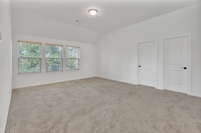 $3,200 | 17702 East Sea Rosemary Court East, Conroe, TX 77385