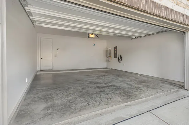 $3,000 | 17702 East Sea Rosemary Court East, Conroe, TX 77385