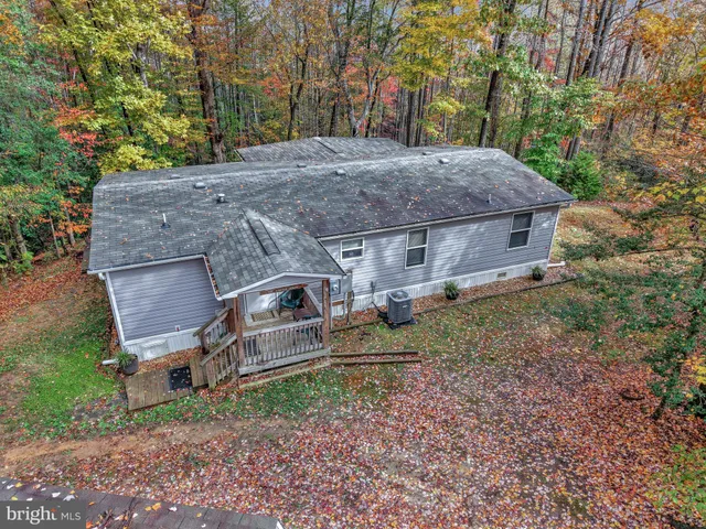 $299,000 | 8715 Kings Highway, Montross, VA 22520