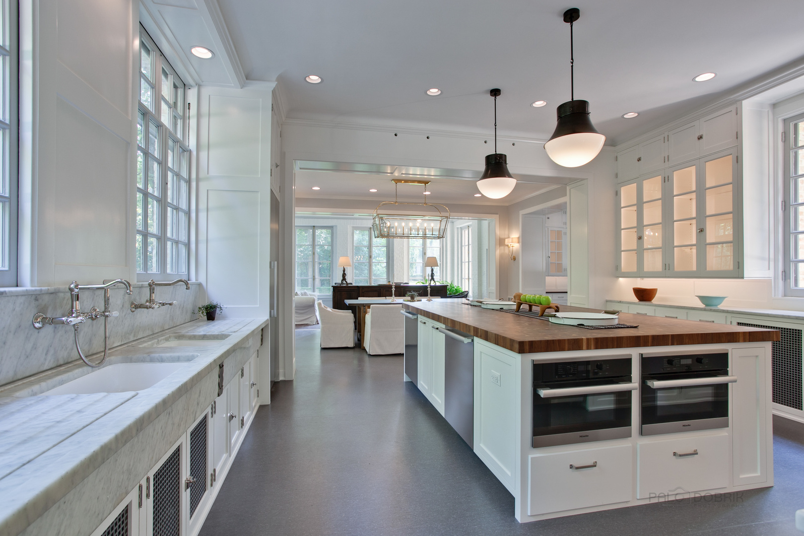 111 Moffett Road Lake Bluff, IL 60044 - Photo 20 of 51 a kitchen with stainless steel appliances granite countertop a stove and a sink