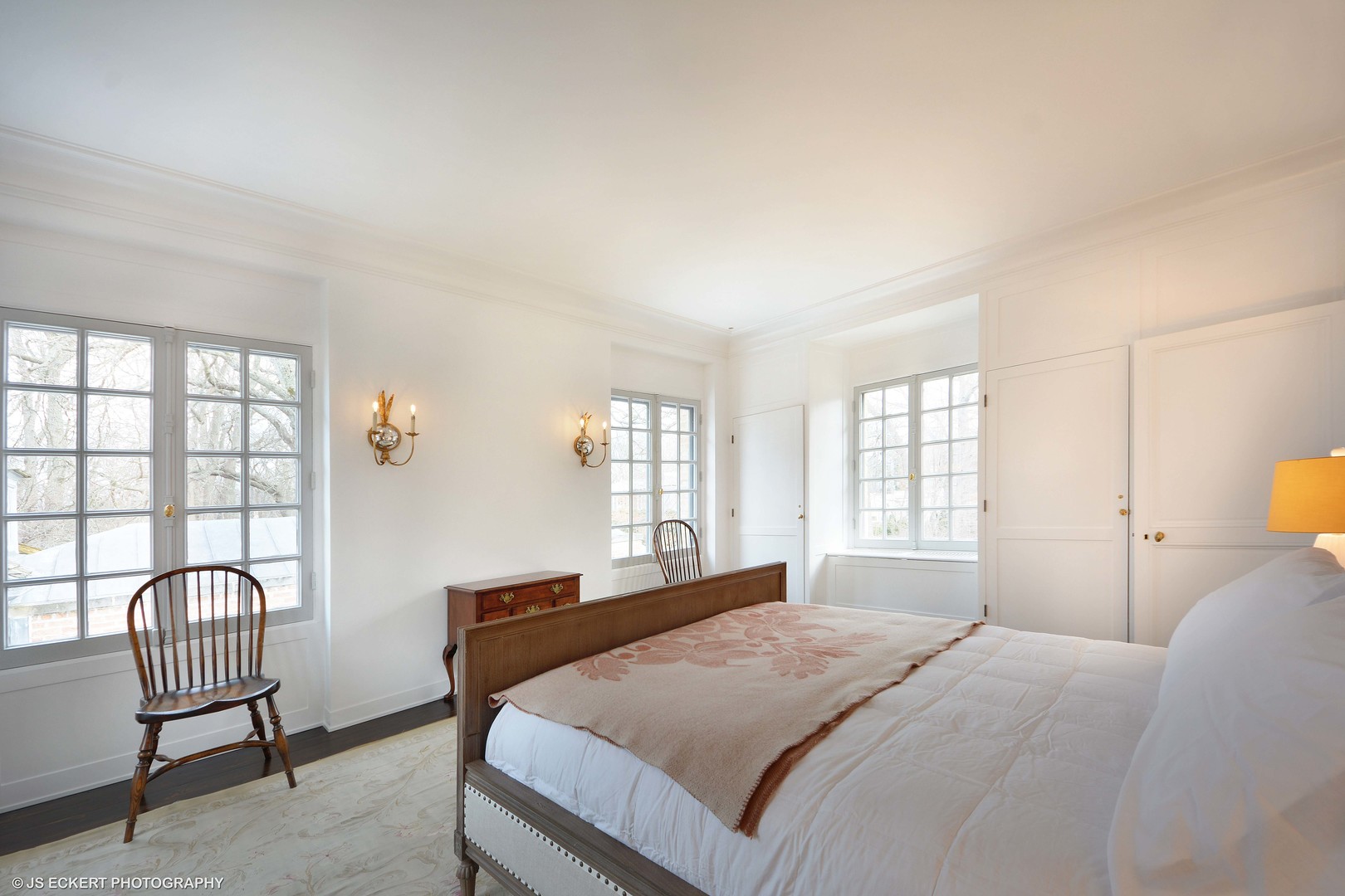 111 Moffett Road Lake Bluff, IL 60044 - Photo 38 of 51 a bedroom with a bed chair and a window