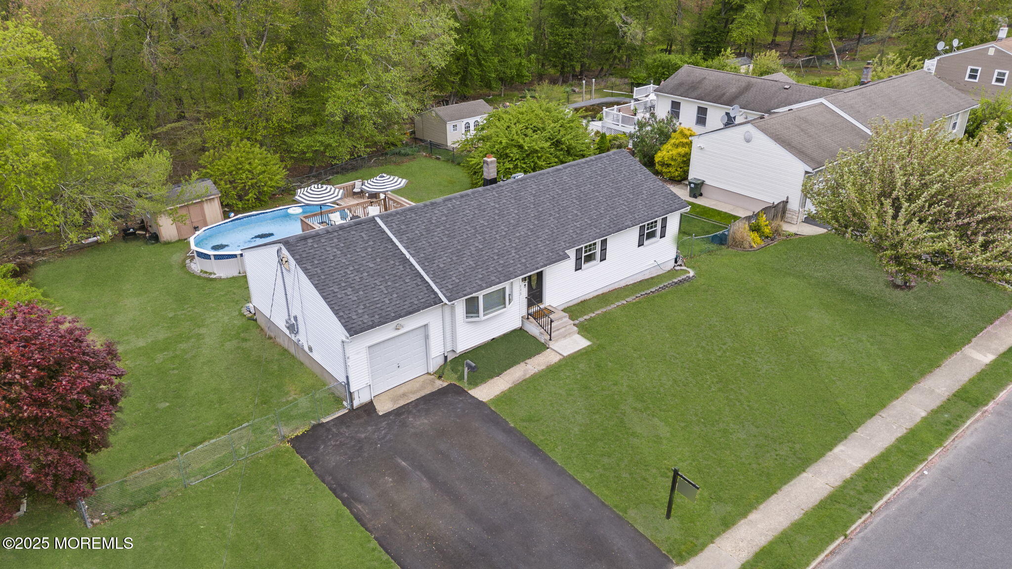 113 Darien Road Howell, NJ 07731 - Photo 30 of 51 2-web-or-mls-DJI_20250502110246_0003_D