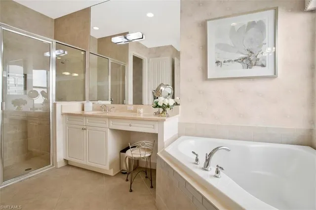 $975,000 | 13517 Mandarin Circle, Naples, FL 34109