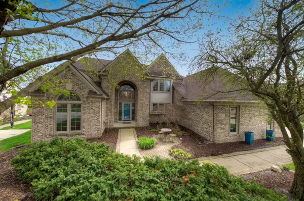$655,000 | 48135 Covington Court, Canton, MI 48187