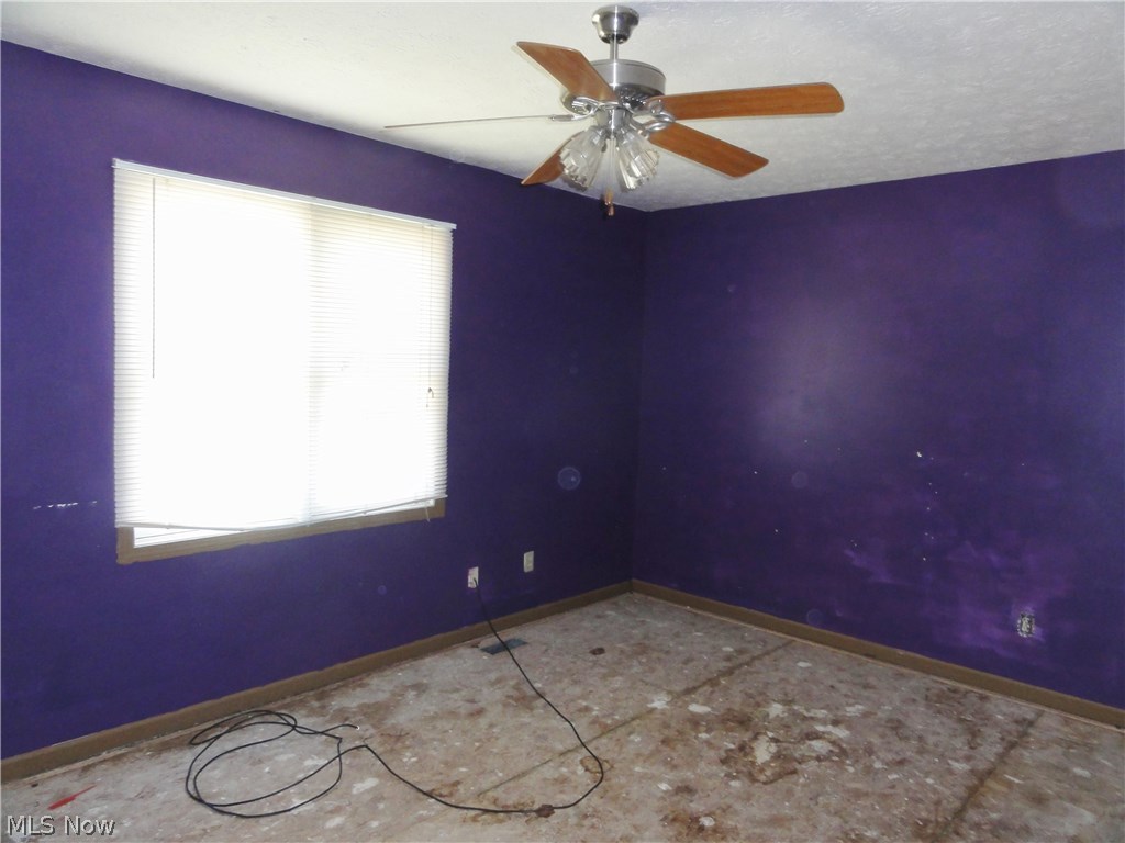 910 6th Street Southwest Canton, OH 44707 - Photo 4 of 8