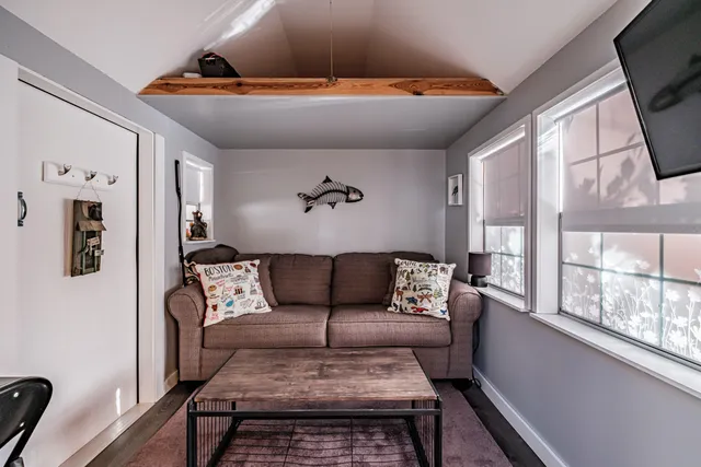 $625,000 | 296 Wadleigh Pond Road, Lyman, ME 04002