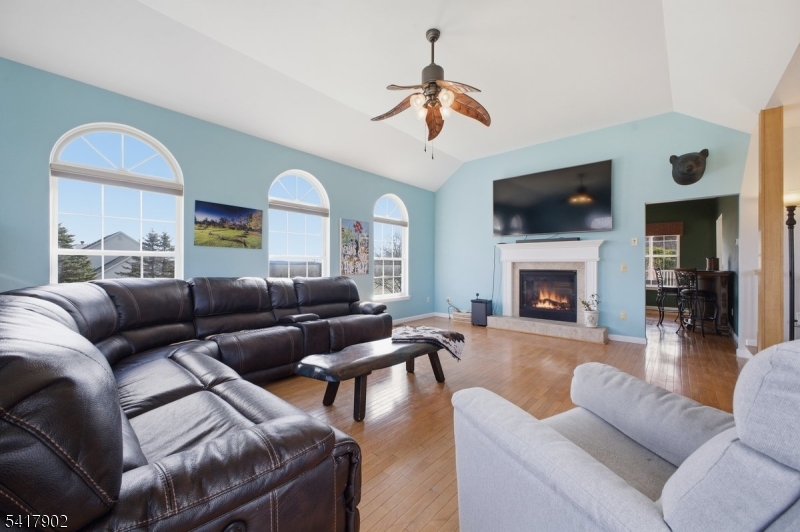 122 Millbrook Road Blairstown, NJ 07825 - Photo 4 of 34