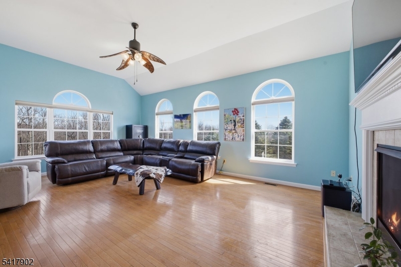 122 Millbrook Road Blairstown, NJ 07825 - Photo 5 of 34