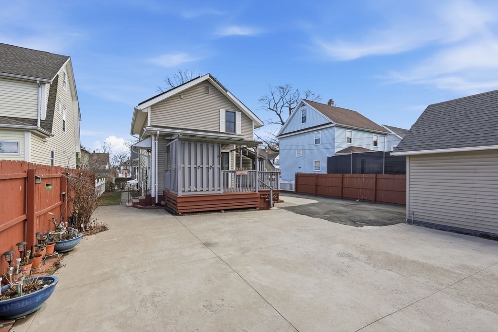 116 Stockman Street Springfield, MA 01104 - Photo 20 of 25