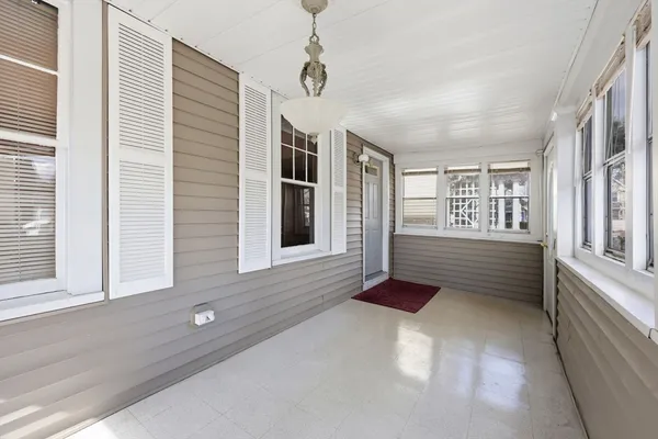 $279,900 | 116 Stockman Street, Springfield, MA 01104